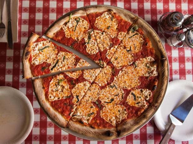 10 Best Pizza Spots in New York City